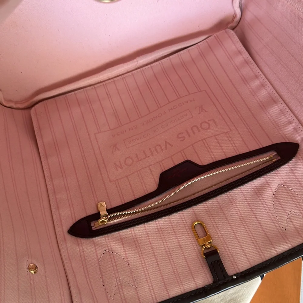 Louis Vuitton Neverfull MM pink lining - Picture 9 of 16